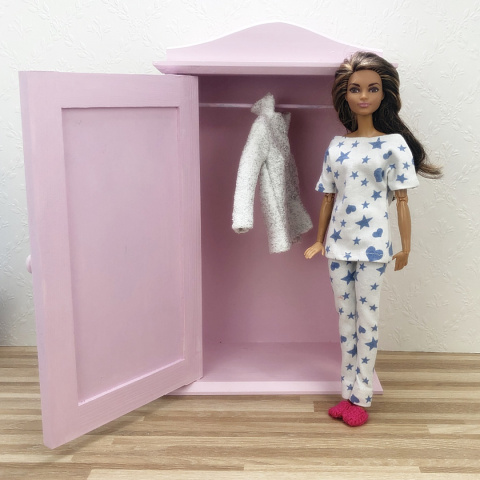 Różowy Ogródek - drewniane mebelki dla lalek barbie Różowy Ogródek - drewniane mebelki dla lalek barbie