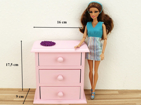 Srebrne Różyczki - drewniane mebelki dla lalek barbie Srebrne Różyczki - drewniane mebelki dla lalek barbie