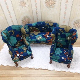 Fotel / sofa do domku dla lalek w skali 1:6 - kolorowe kwiaty