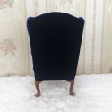 Granatowy fotel / sofa do domku dla lalek w skali 1:6