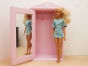 Kolorowy Zakątek - drewniana szafa dla lalek kwiatki i motylki