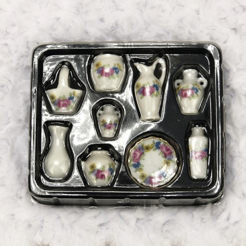 Komplet ozdobnych ceramicznych naczyń do domku dla lalek w skali 1:6, 1:12