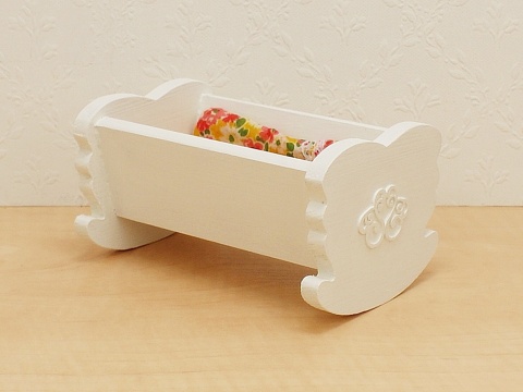 Fantazyjne Esy-Floresy, Finezja, Tulipan - kolorowe łóżka, łóżeczka, kołyski - umebluj sypialnię w domku dla lalek