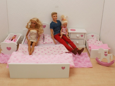 Kolorowy Zakątek - łóżeczka dla lalek podwójne, pojedyncze, małe i malutkie