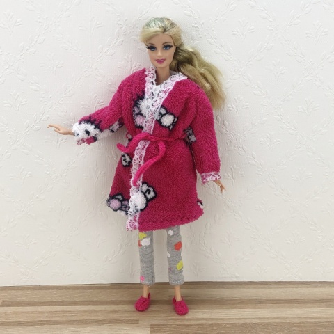 Piżamowy Zestaw dla lalki barbie - piżama, szlafrok i kapcie (4 części)