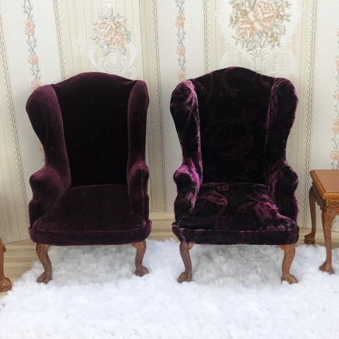 miniaturowe fotele do domku dla lalek - śliwkowy gładki i fioletowy wzorzysty