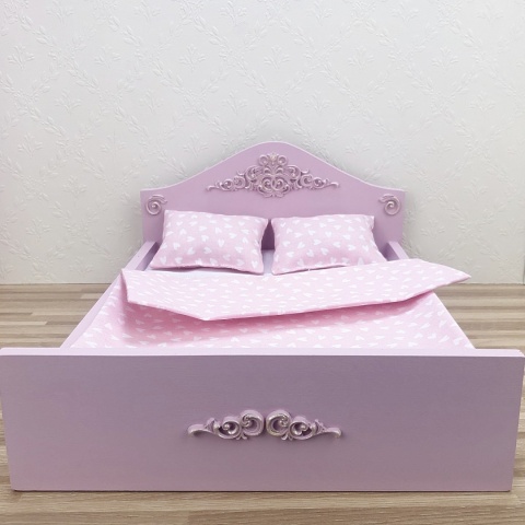 Zaczarowany Pokój Księżniczki - wybierz łóżeczko do sypialni ze złotym ornamentem