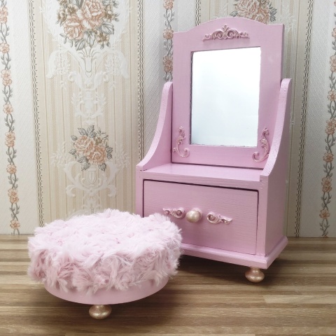 Zaczarowany Pokój Księżniczki - toaletka z pufą