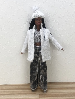 Zimowy Zestaw Ubranek dla Lalki Barbie – White Cozy Style (5 elementów)