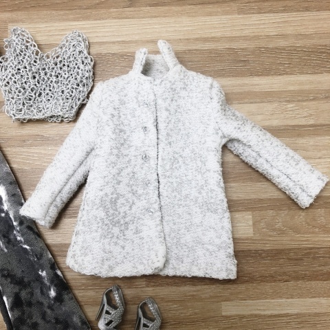 Zimowy Zestaw Ubranek dla Lalki Barbie – White Cozy Style (5 elementów)