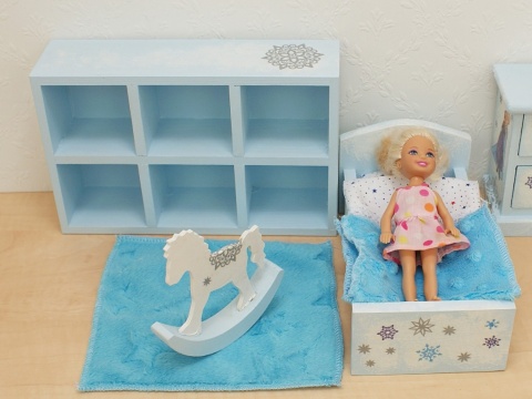 zestaw do pokoju dziecięcego dla lalek - Zimowa Kraina