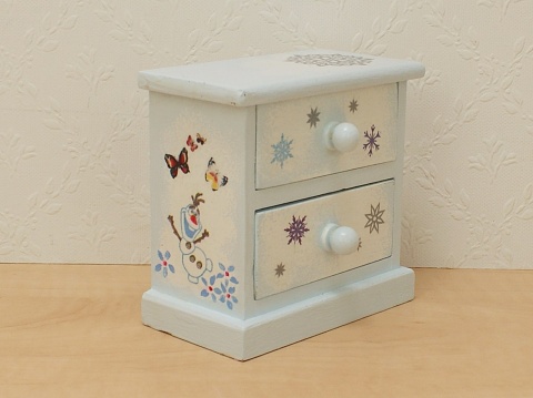 Zimowa Kraina - szafy, komódki, fotele - Zima i Przedwiośnie