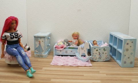 Zimowa Kraina - szafy, komódki, fotele - Zima i Przedwiośnie