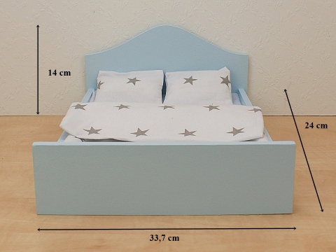 Łóżeczka dla lalek ozdobione motylkami i tęczą - umebluj sypialnię w domku dla lalek