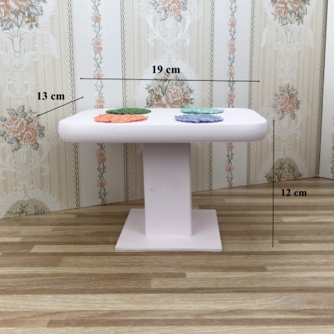 Srebrne Różyczki - skompletuj zestaw do pokoju księżniczki ze srebrnym ornamentem