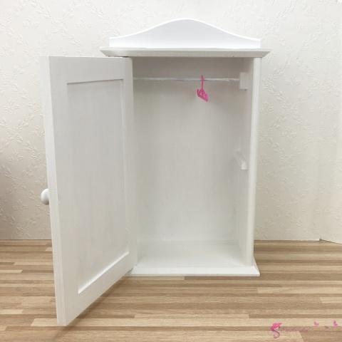 Drewniana szafa dla lalek z lusterkiem - BUKIECIK TULIPANÓW