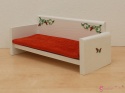 drewniana sofa dla lalek z czerwonym materacem - dzika róża