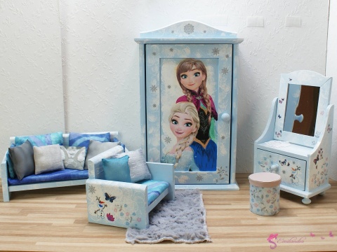 Stołeczek do toaletki MAGICZNE PRZEDWIOŚNIE – 1:6