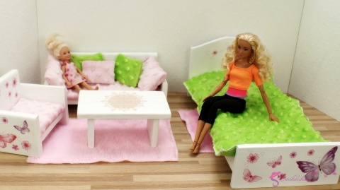 Sofa dla lalek RÓŻOWE MOTYLKI - 1:6