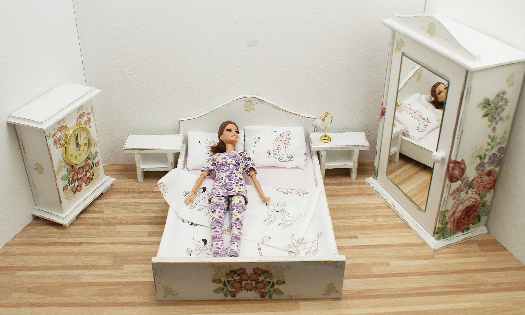 original_Podwojne-lozko-dla-lalek-barbie-Lato_[15568]_0c20274c9e34.jpg